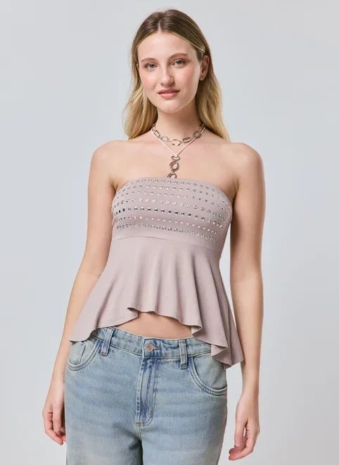blusa com ilhós no busto blusa com ilhós no busto