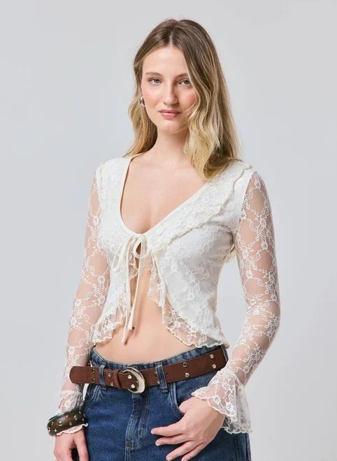 blusa de renda com amarração frontal blusa de renda com amarração frontal