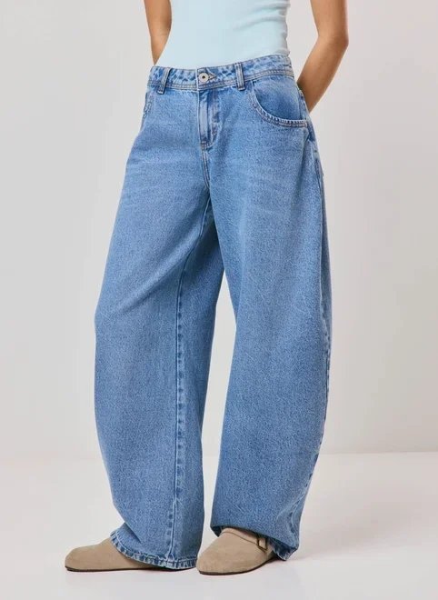 calça jeans claro barrel cintura baixa calça jeans claro barrel cintura baixa