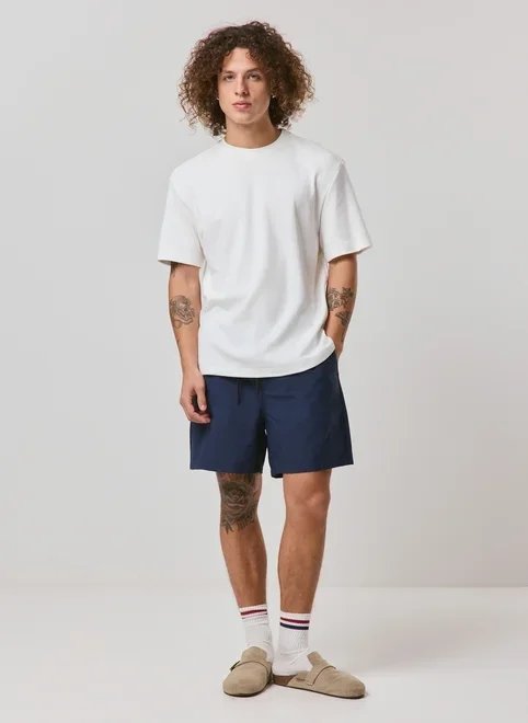camiseta comfort básica manga curta camiseta comfort básica manga curta