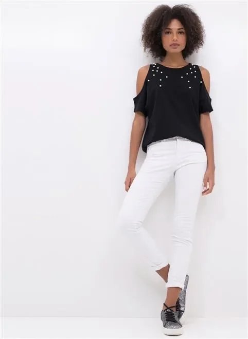 blusa com pérolas artificiais blusa com pérolas artificiais