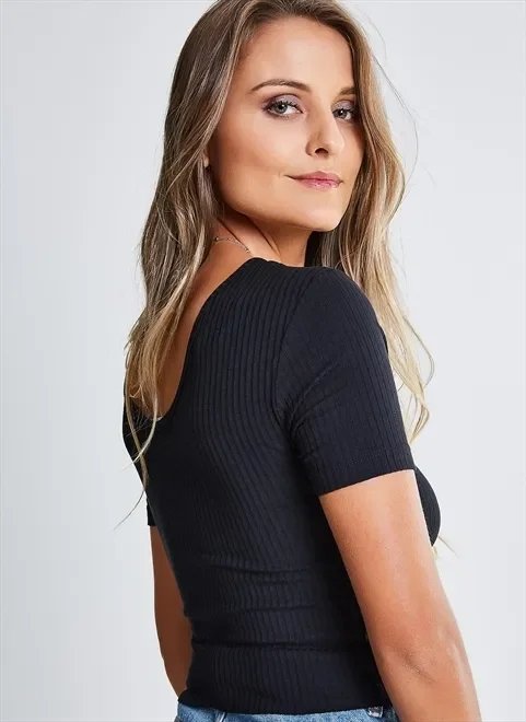 blusa cropped justa blusa cropped justa