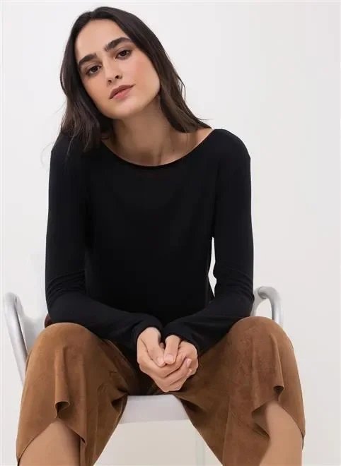blusa alongada fenda lateral blusa alongada fenda lateral