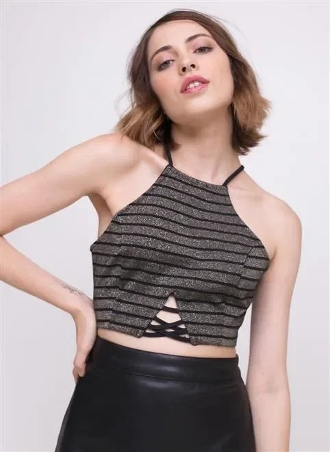blusa cropped metalizada com listras blusa cropped metalizada com listras