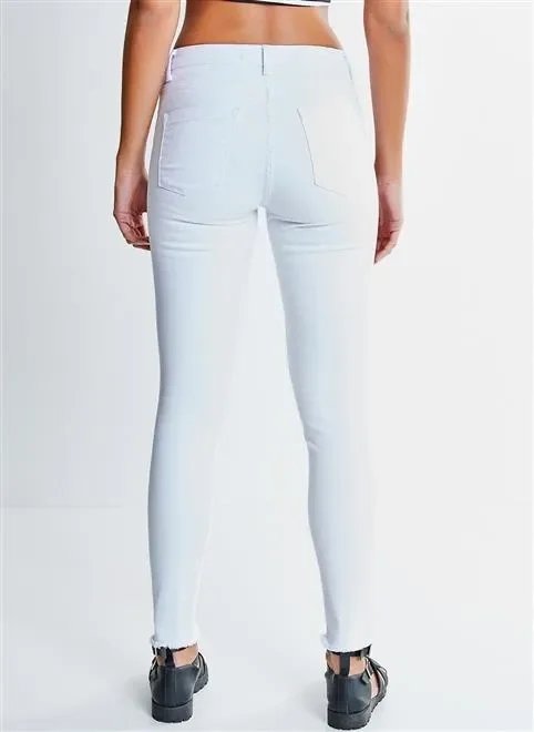 calça skinny com botões calça skinny com botões