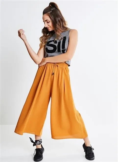 regata cropped estampa flocada regata cropped estampa flocada