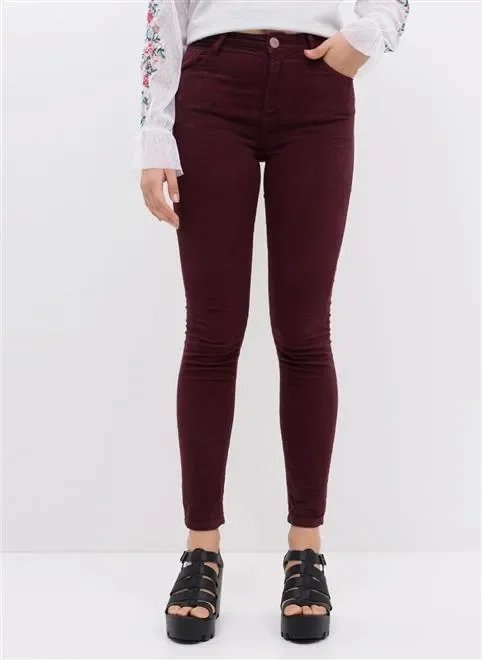 calça skinny em veludo calça skinny em veludo