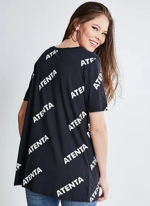 blusa alongada lettering atenta blusa alongada lettering atenta