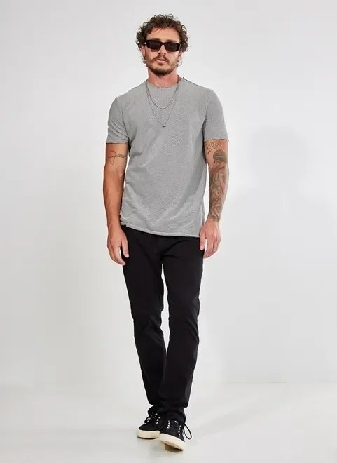 calça skinny básica em sarja calça skinny básica em sarja