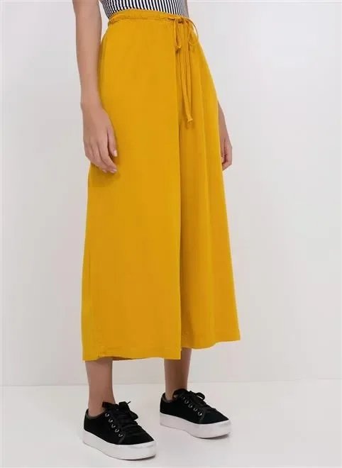 calça pantacourt com elástico calça pantacourt com elástico