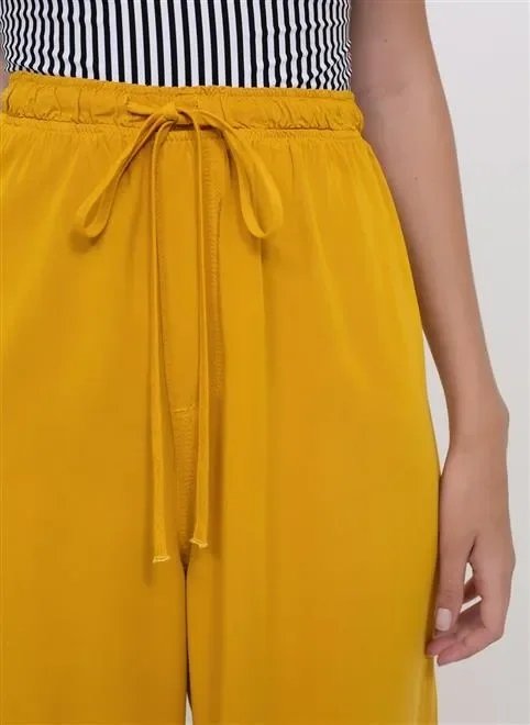 calça pantacourt com elástico calça pantacourt com elástico