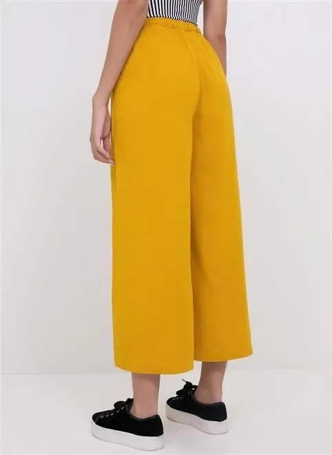 calça pantacourt com elástico calça pantacourt com elástico