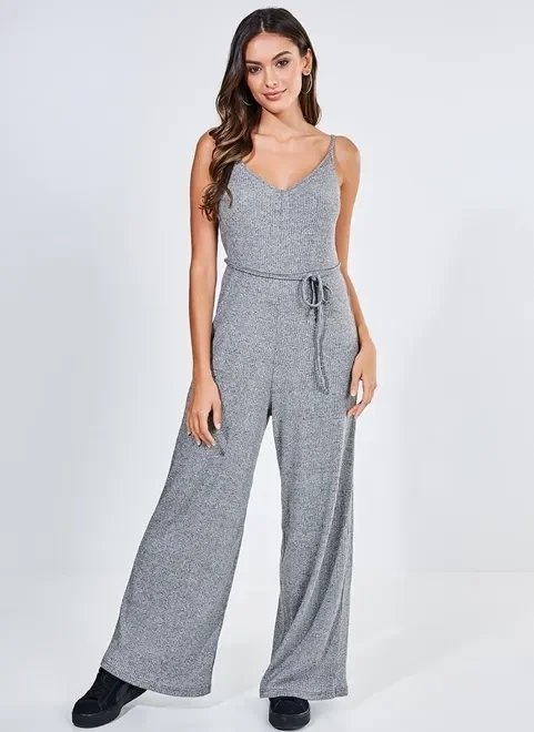 macacão flare malha tricot macacão flare malha tricot