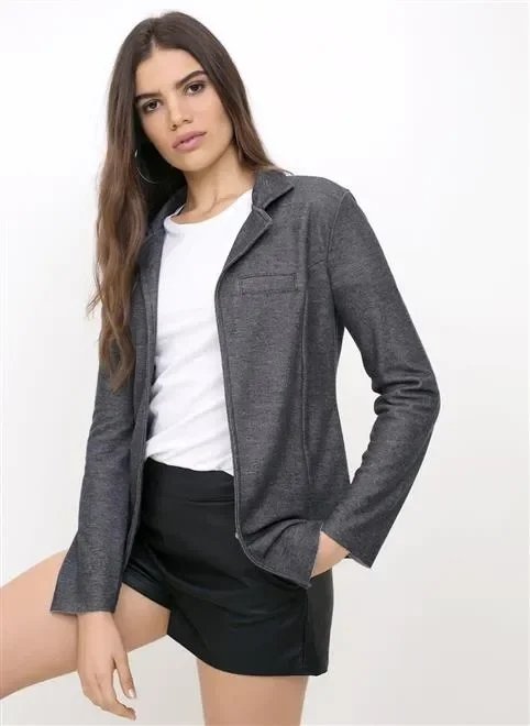blazer desestruturado com bolso blazer desestruturado com bolso