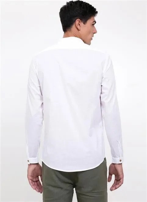 camisa em linho com botões camisa em linho com botões