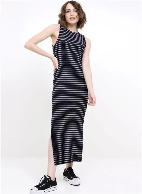 vestido listrado tubo longo vestido listrado tubo longo