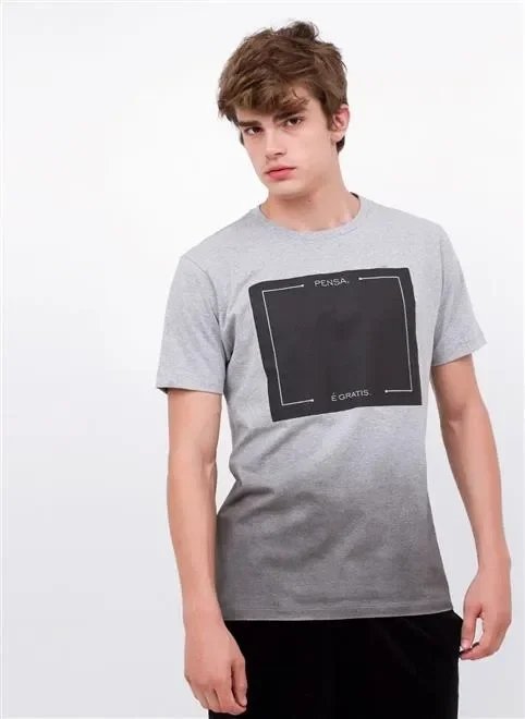 camiseta pensa e gratis spray preto camiseta pensa e gratis spray preto