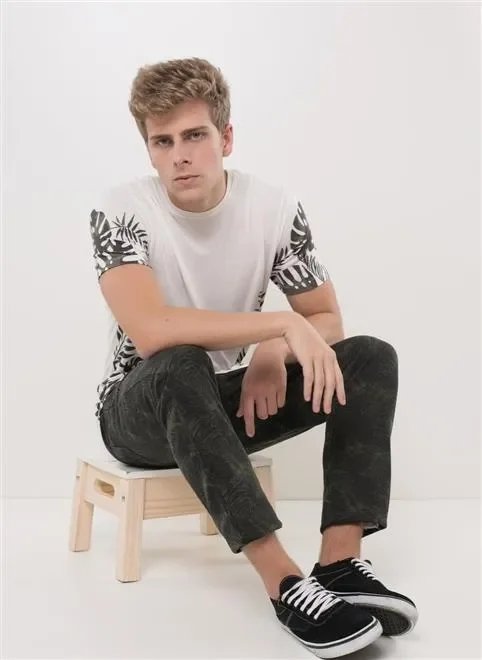 camiseta folhagem camufl lat linho camiseta folhagem camufl lat linho