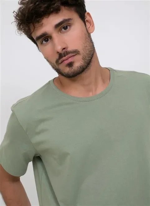 camiseta alongada eco com estampa nas costas camiseta alongada eco com estampa nas costas