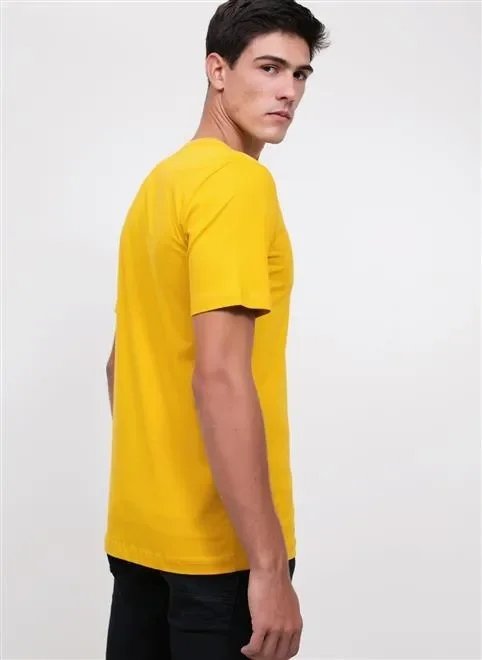 camiseta amarela só acho camiseta amarela só acho