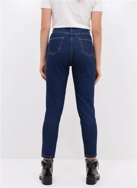 calça mom em jeans escuro calça mom em jeans escuro