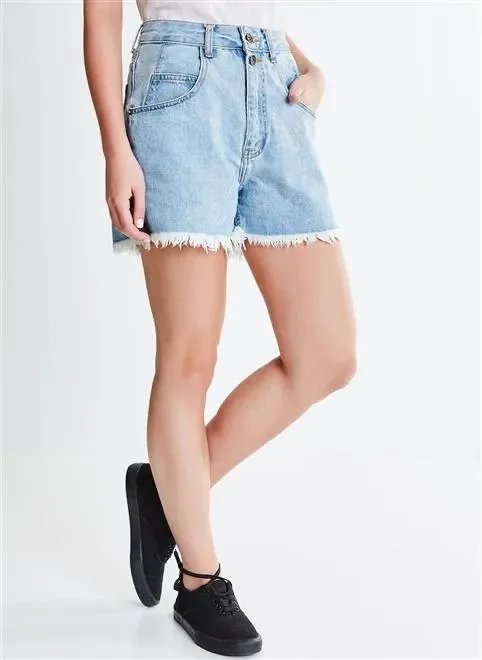 short vintage com botões short vintage com botões