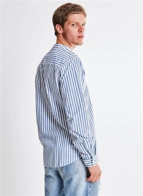 camisa listrada com botões camisa listrada com botões