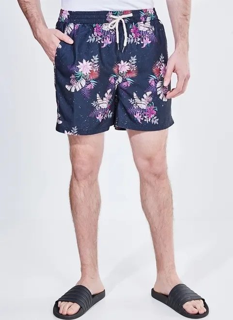 bermuda de banho azul marinho com estampa floral bermuda de banho azul marinho com estampa floral
