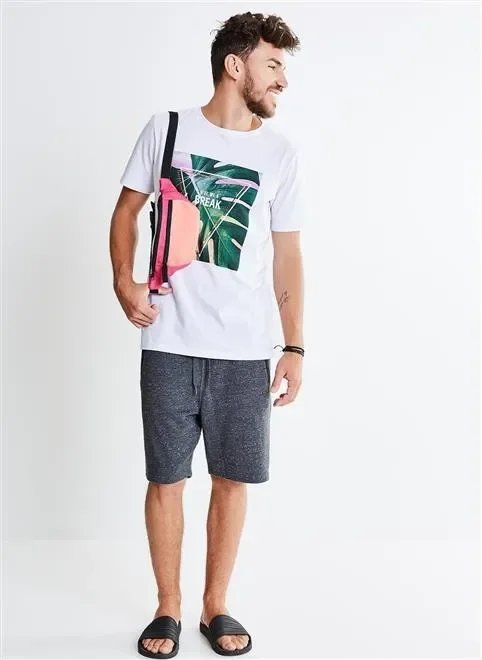 bermuda em malha com zíper nos bolsos bermuda em malha com zíper nos bolsos