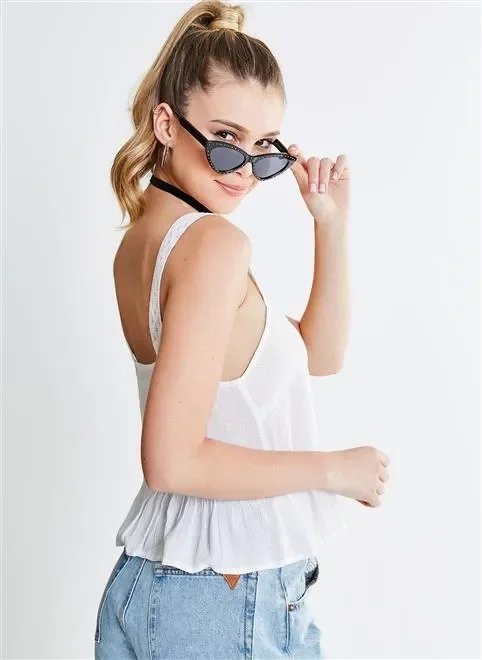 regata listra com brilhos regata listra com brilhos