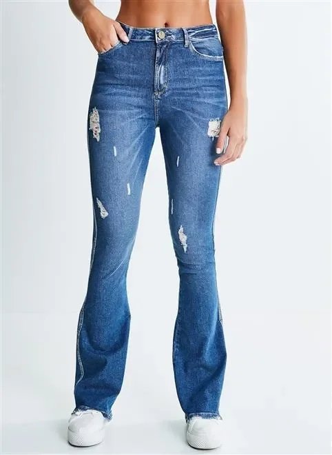 calça flare jeans com puídos calça flare jeans com puídos