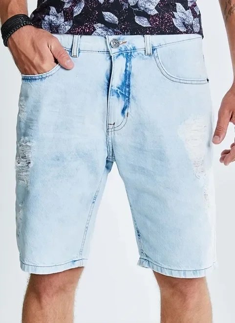 bermuda jeans claro com puídos bermuda jeans claro com puídos