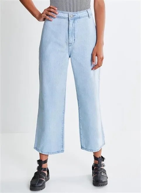 calça pantacourt em jeans calça pantacourt em jeans