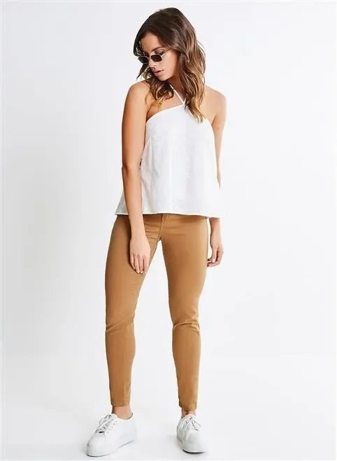 blusa alcinha com bordado blusa alcinha com bordado