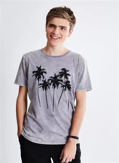 camiseta marmorizada estampa coqueiro camiseta marmorizada estampa coqueiro