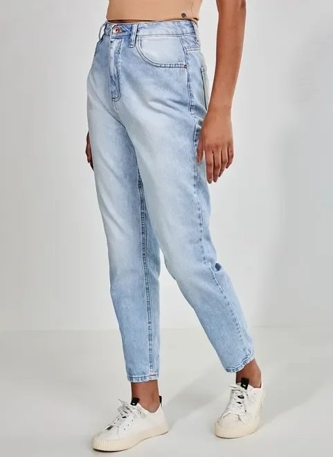 calça mom em jeans claro calça mom em jeans claro