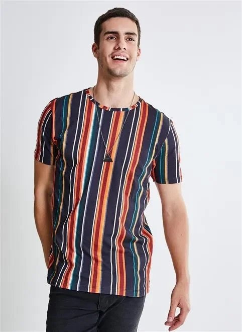 camiseta listras verticais camiseta listras verticais