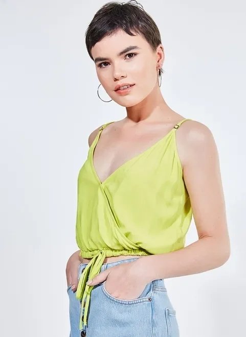 regata soltinha com ajuste na barra regata soltinha com ajuste na barra