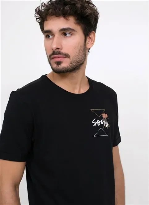 camiseta com estampa soul camiseta com estampa soul